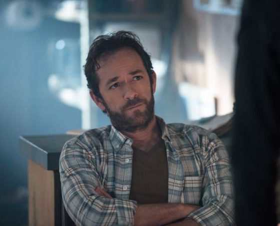 Как звезды и коллеги отреагировали на смерть Люка Перри?