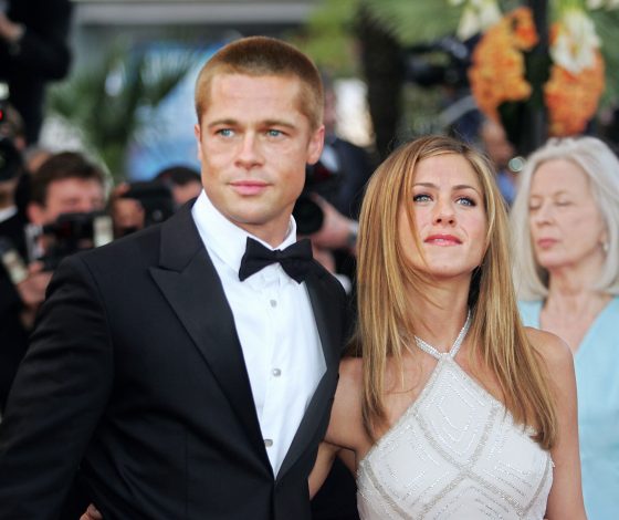 Брэд Питт + Дженнифер Энистон = самая стильная пара 90-х. Смотри лучшие выходы!