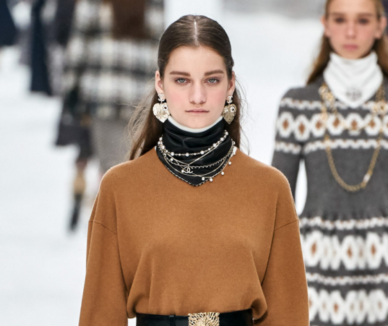 Подпишись: 18-летняя модель из России, которая ходила по подиуму чаще, чем Белла Хадид