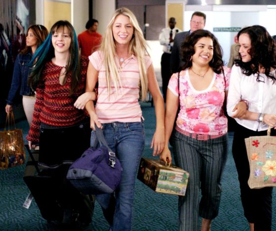 Бронируем билеты. Куда поехать на майские?