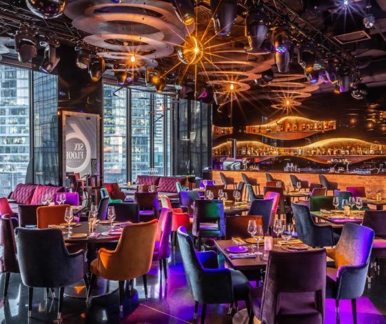 «CITY VOICE» & «SIX FLOOR»: самое веселое караоке Москвы (а еще здесь сумасшедшие десерты)