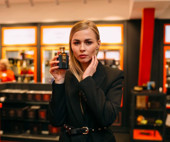 Анастасия Смирнова, Ксения Суркова и Дарья Руденок на коктейле бренда Blend Oud 