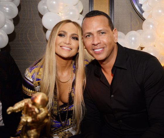 Смешно! Фото Дженнифер Лопес с бывшим и будущим мужьями стало мемом