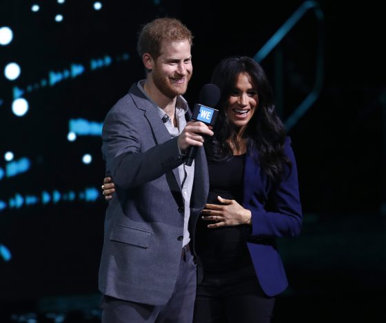 Ну очень красивая Меган Маркл и принц Гарри. У него отличное чувство юмора!