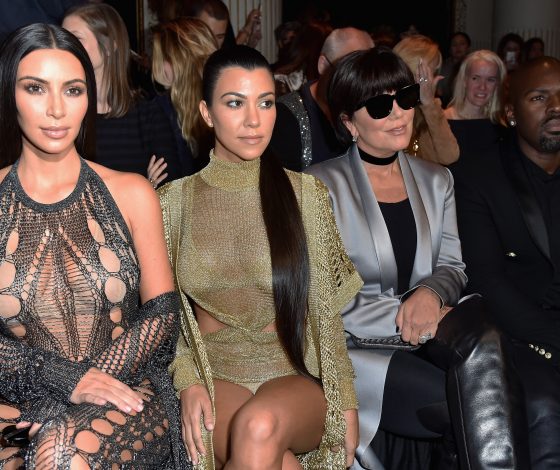 Семья Кардашьян-Дженнер снова попалась на фотошопе. Ребят, ну сколько можно!