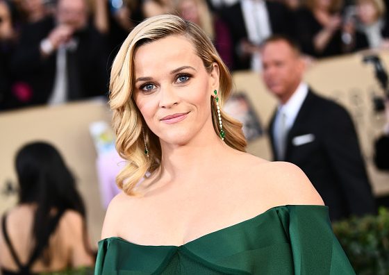 Новинка в твою косметичку: помада от Риз Уизерспун