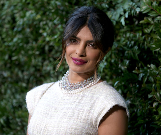 Как Приянка Чопра выглядит в купальнике? Смотри фото!