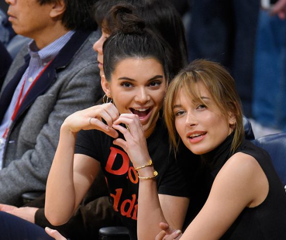 Лучшие подруги! Хейли Бибер и Кендалл Дженнер на вечеринке