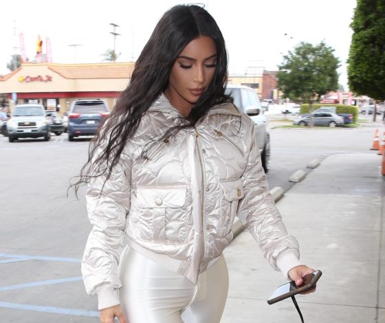 Снежная королева! Новый крутой выход Ким Кардашьян