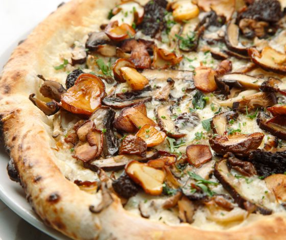 Ресторан La Bella Societa: пицца и паста, которые можно в пост