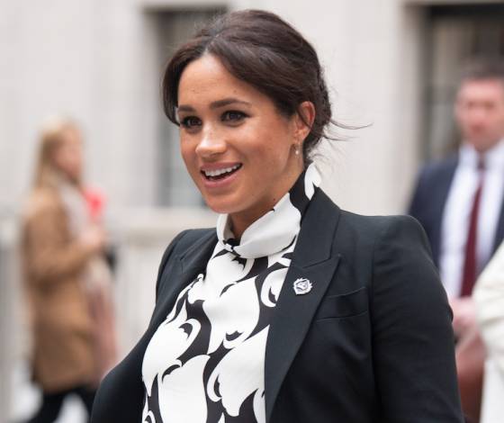 На каблуках и в мини! Новый выход беременной Меган Маркл