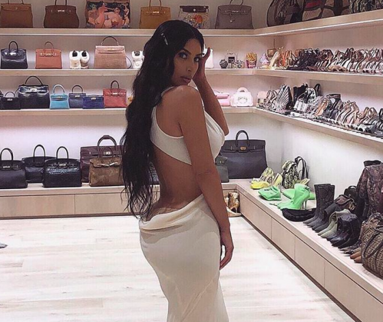 Как выглядит гардероб Ким Кардашьян? За такой и душу продать не стыдно!