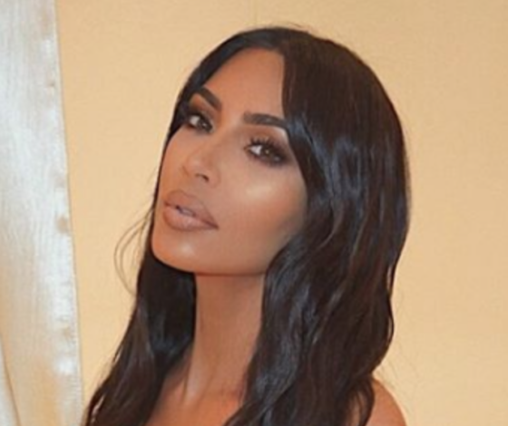 Задает тренды! Новый выход Ким Кардашьян