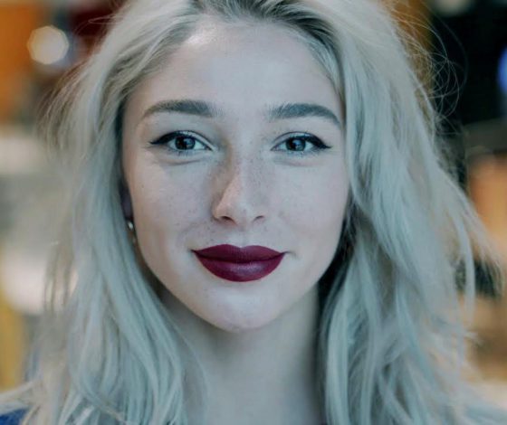 Какой Настя Ивлеева была в школе? Одноклассники и учителя рассказали все!