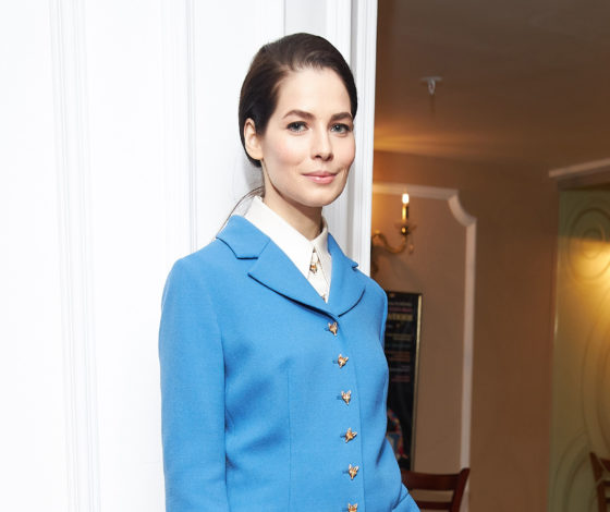 Юлия Снигирь и Евгений Цыганов, Константин Хабенский на премии «Восток - Запад. Золотая арка»