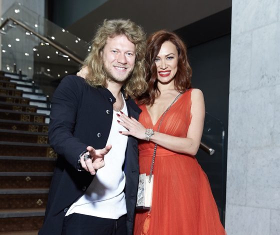 Роман Архипов и Eliss Roxx представили клип на песню Chocolate