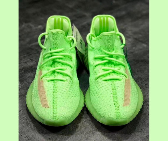 Канье Уэст выпустил новые Yeezy Boost, и они... светятся в темноте!