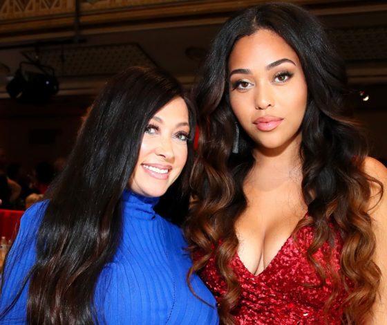 Мама Жордин Вудс защищает дочь от хайпожоров!