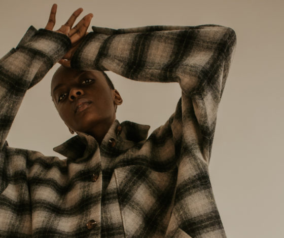 Круче, чем у твоего парня: ну очень стильные oversize-рубашки и жакеты в клетку