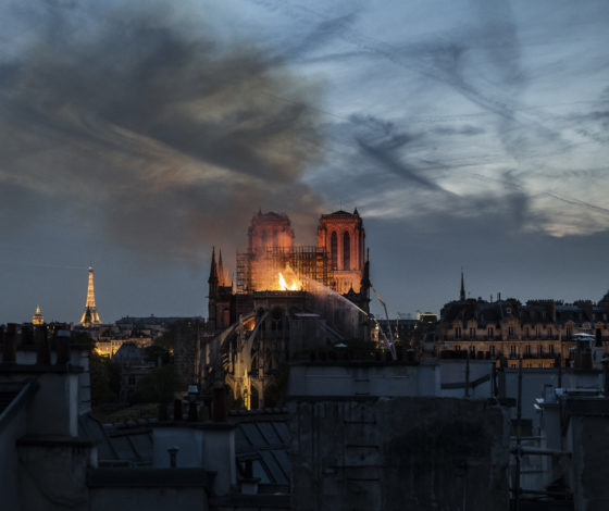 Как же так? Кто НЕ пожертвовал средства на реставрацию Нотр-Дама?