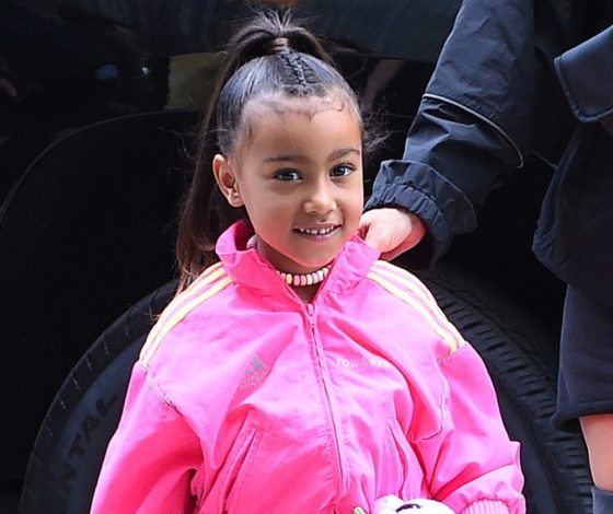 Самые стильные выходы дочки Ким и Канье Норт