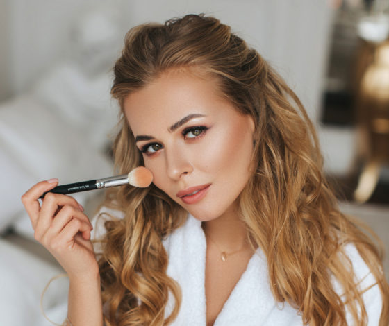 Эксклюзив PEOPLETALK. Блогер Анастасия Смирнова о косметике, с которой ты начнешь делать селфи без макияжа