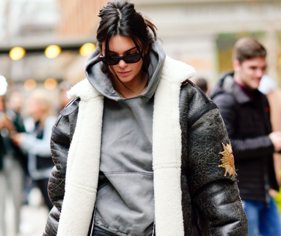 20 стильных худи на любой вкус и кошелек