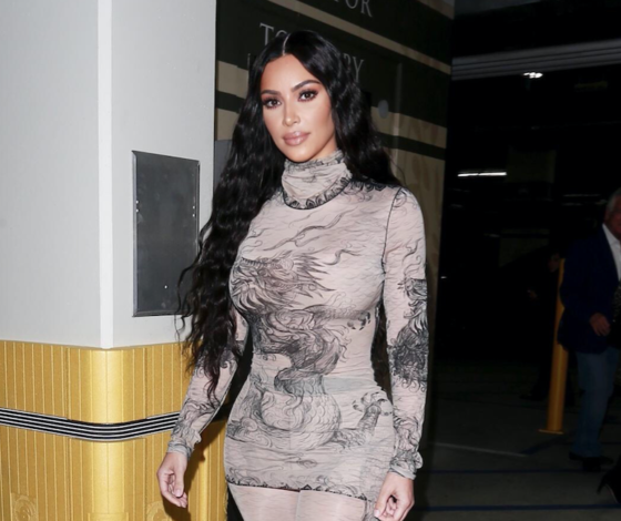 Юрфак юрфаком, а секси наряды никто не отменял! Новый выход Ким Кардашьян