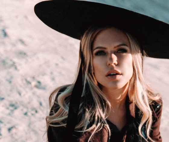 Рита Дакота об алкоголизме отца, о том, что ее связывает с Эмином и почему она не общается с Владом Соколовским