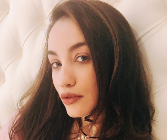 Смело! Виктория Дайнеко поделилась селфи без косметики и фейстюна