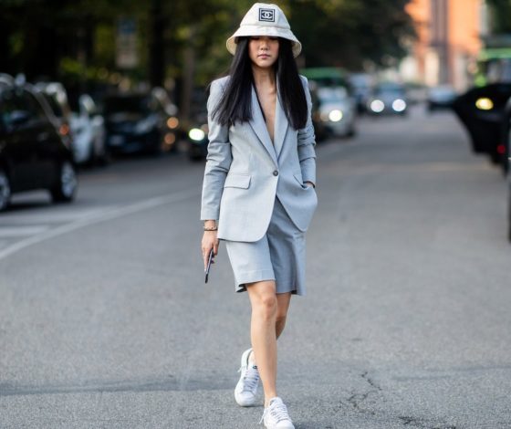 10 костюмов с шортами, в которых можно ходить на работу летом