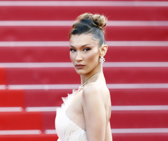 Третий день 72-го Каннского кинофестиваля: Белла Хадид, Элтон Джон и Ева Лонгория на красной дорожке