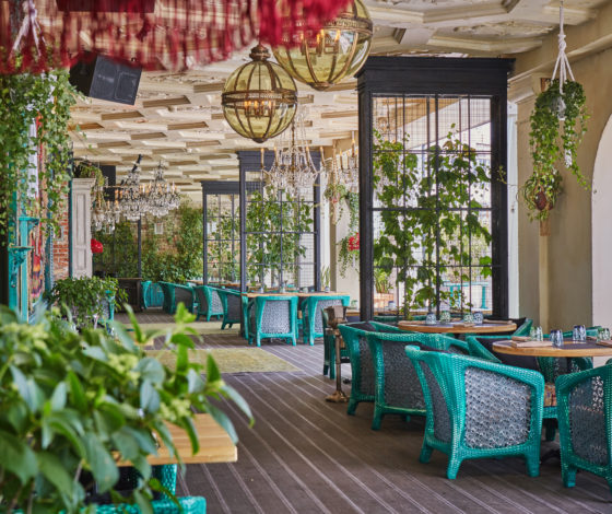 Ресторан «Казбек»: веранда с видом на Москву-реку