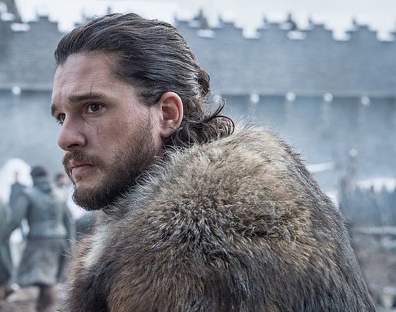 Самый жестокий поступок Джона Сноу. Режиссеру пришлось объясняться!