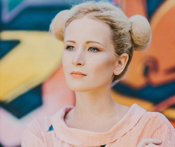 Певица Монеточка вышла замуж