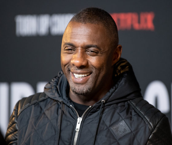 «Самый сексуальный мужчина планеты» стал мемом. Собрали самые смешные!