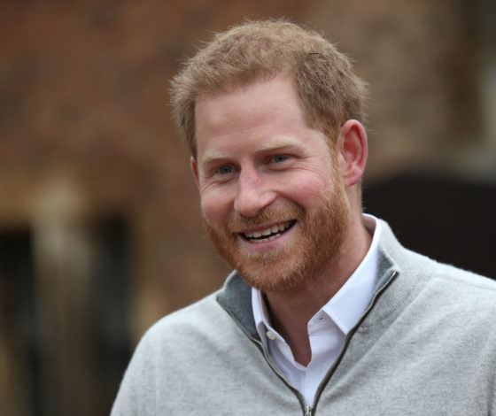 Угадаешь? Зачем принц Гарри прилетел в Японию?