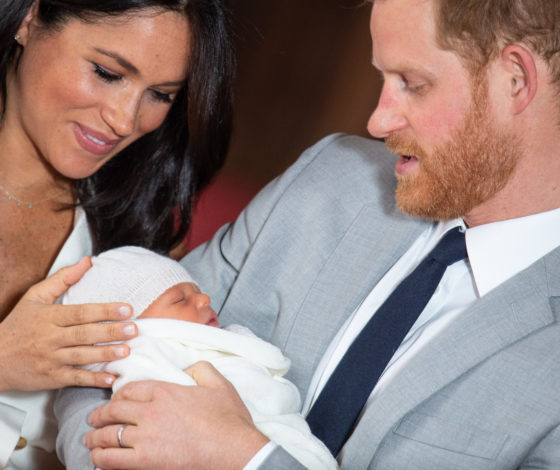 Молодой отец в деле: принц Гарри получил ну очень милые подарки для Арчи