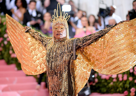 «Придумай наряд для Met Gala»: Билли Портер запустил модный челлендж