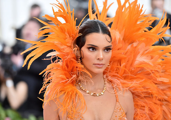 Как продлить летнее настроение? Лайфхак Кендалл Дженнер