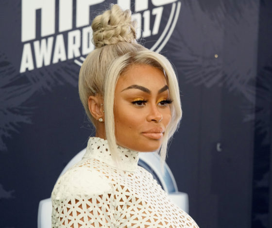 Блэк Чайна напала на парикмахера с ножом! Вспоминаем других звезд, которые атаковали своих помощников