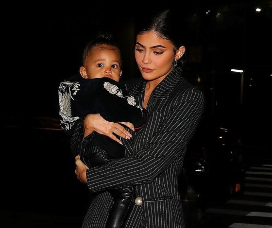 Вся в маму! Дочка Кайли Дженнер уже выходит с ней в свет!
