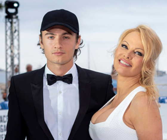 Какой красавчик! Как сейчас выглядит сын Памелы Андерсон?