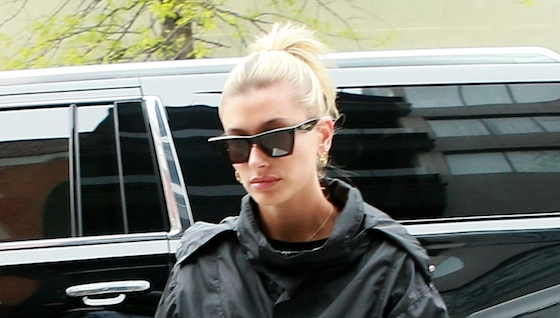 На стиле: два новых выхода Хейли Бибер в Нью-Йорке