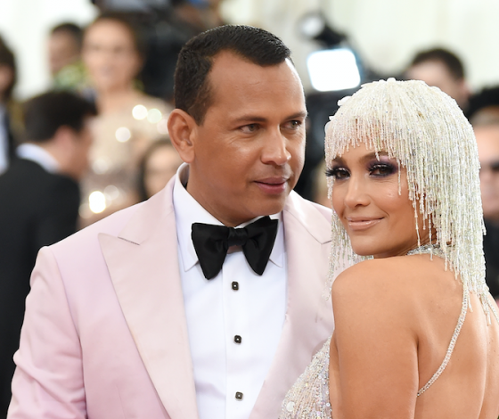 О первом поцелуе и признании в любви: Дженнифер Лопес и Алекс Родригес ответили на вопросы друг о друге