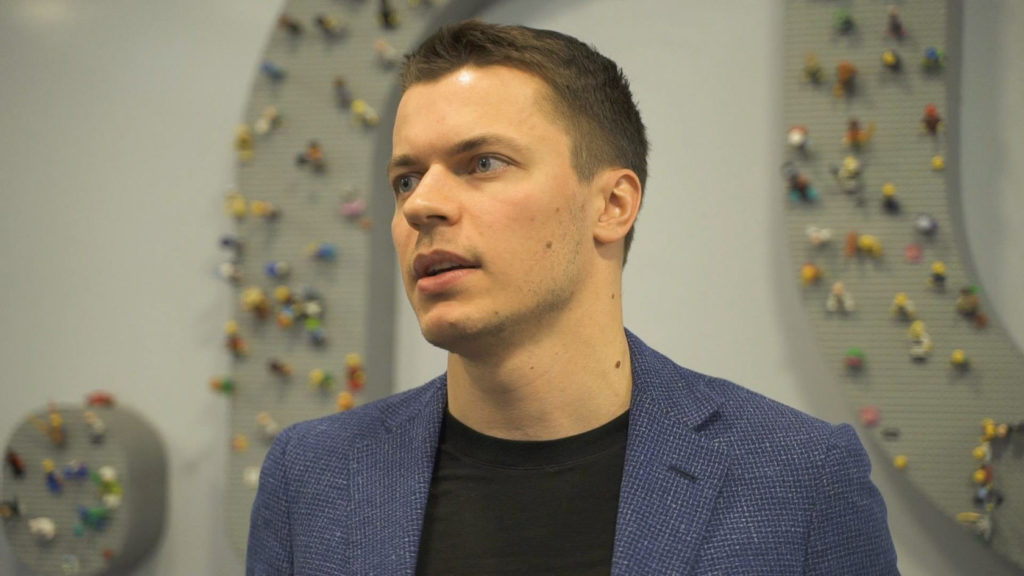 Алексей Милевский (29) — инвестиционный директор mail.ru Group