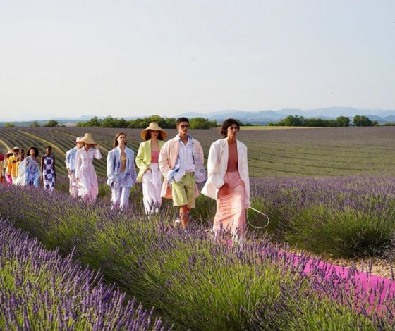 Показ Jacquemus в лавандовом поле — самое красивое, что ты увидишь сегодня!