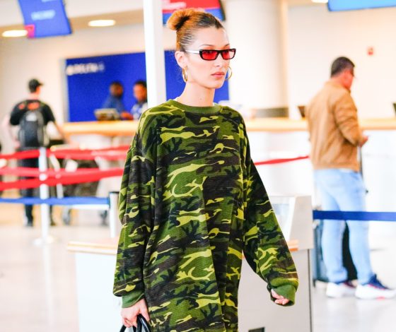 Как выглядеть стильно во время перелета? Показывает Белла Хадид!