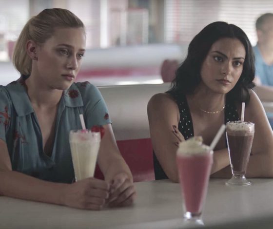 Они портят твою кожу: топ самых опасных продуктов