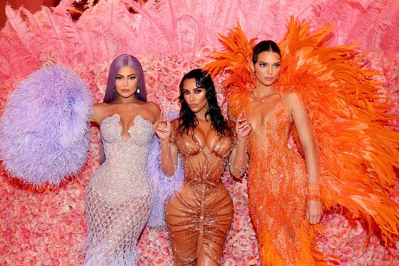 Разве могло быть иначе? Семья Кардашьян-Дженнер все-таки появятся на Met Gala 2023